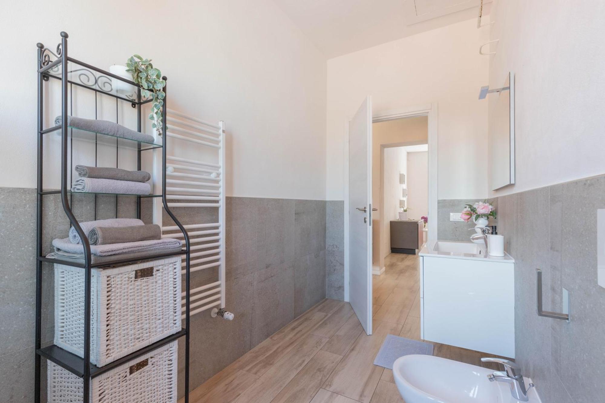 Apartamento Abbraccio Di Mare- Relax Vicino Al Porto Livorno Exterior foto